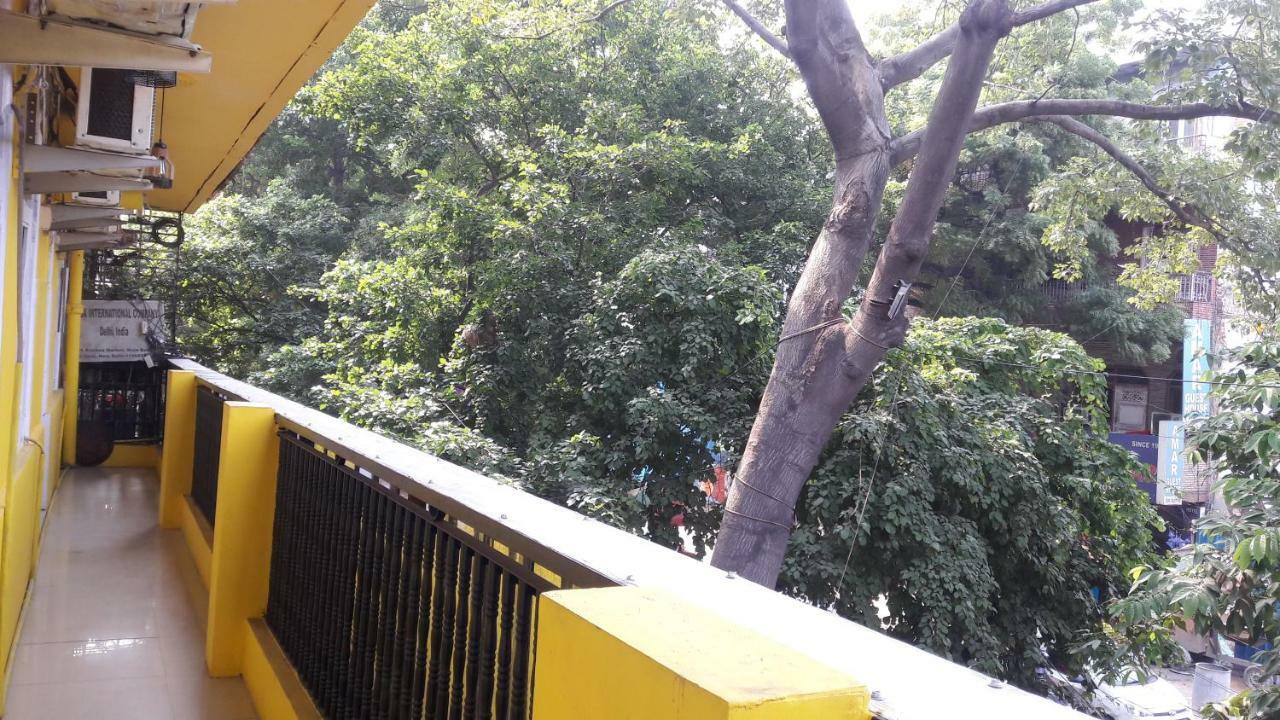 Bunk Hostel Delhi Нью-Дели Экстерьер фото